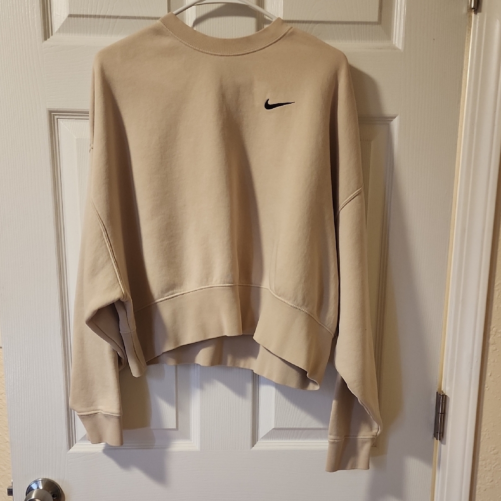 Nike Women's Tan Sweatshirt